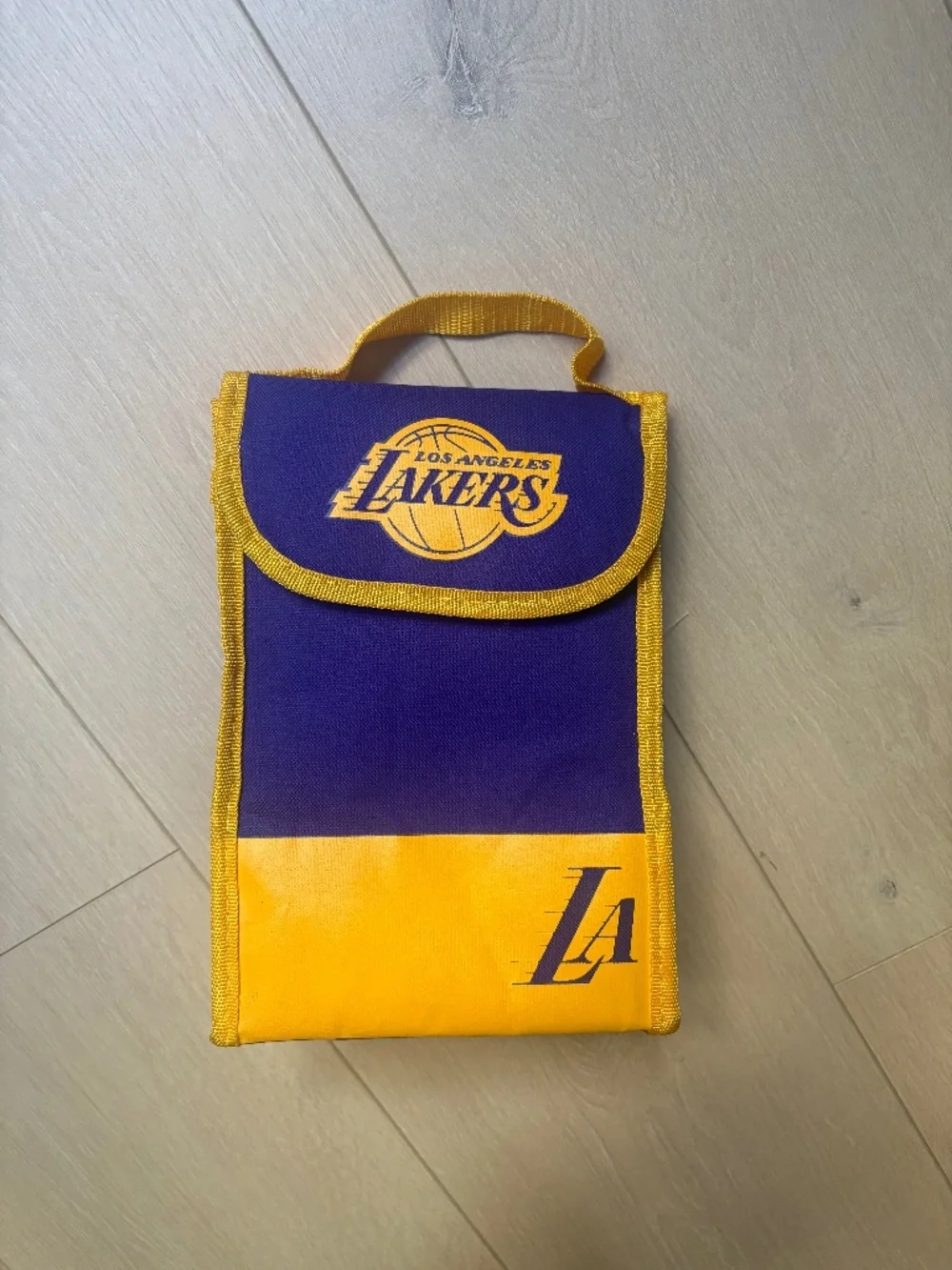 Lunch bag Los Angeles lakers logo